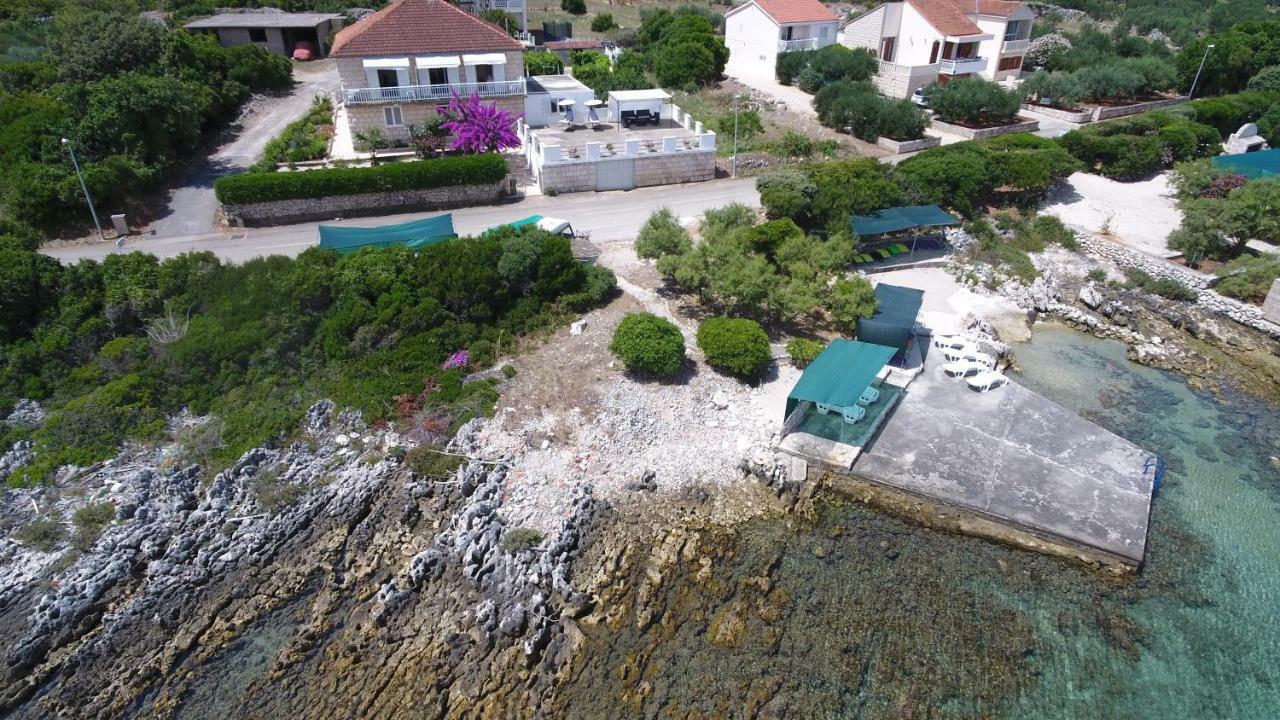 Fei Fei Apartments Račišće 外观 照片